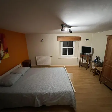 Le Domaine De Malchamps Pensión